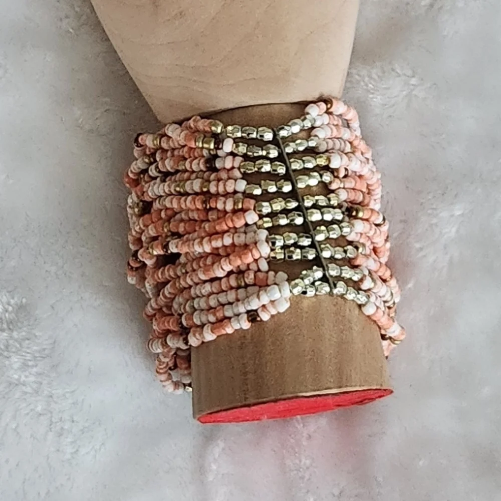 💗Women’s Multicolor Beaded Bracelet – Connected Multi-Band Style – Preowned